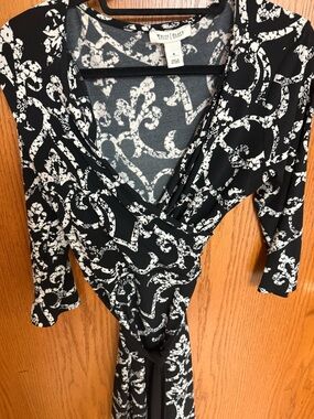 White House Black Market Black and White Floral Print Dress